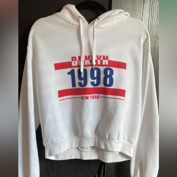 Cropped hoodie - Picture 1 of 3